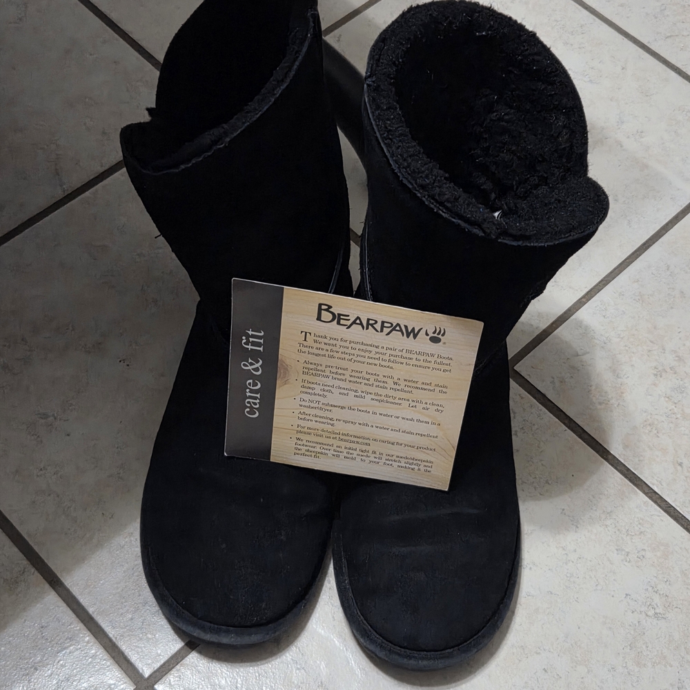 BearPaw Women's Black Winter Boots